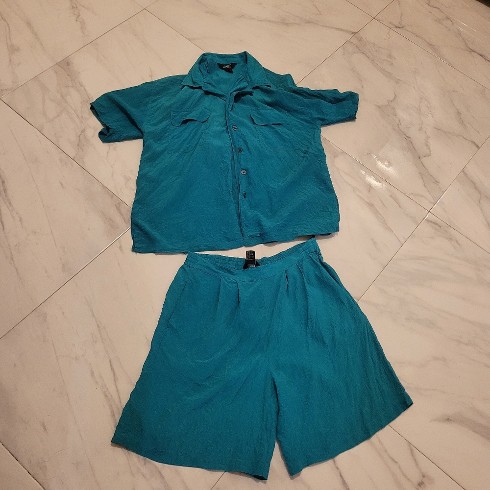 100% SILK Teal Button-Up Shirt and Shorts Set